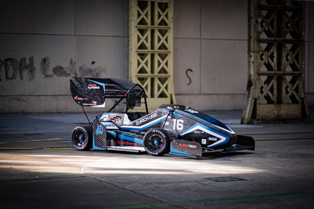 Vollgas voraus: Webgorilla als Sponsor des Zurich UAS Racing