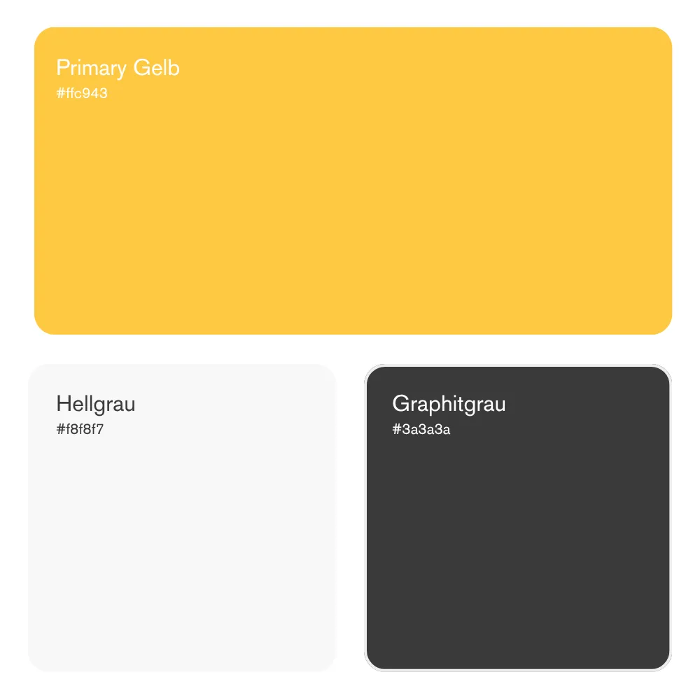 Farbpalette mit drei Farben: oben ein großes Feld in Gelb mit der Bezeichnung „Primary Gelb“ und dem Hex-Code #ffc943, darunter links Hellgrau #f8f8f7 und rechts Graphitgrau #3a3a3a.